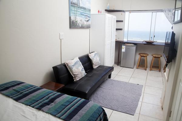 SeaBreeze sea view studio unit sleeps 2-3 