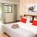 Oaktree Lodge