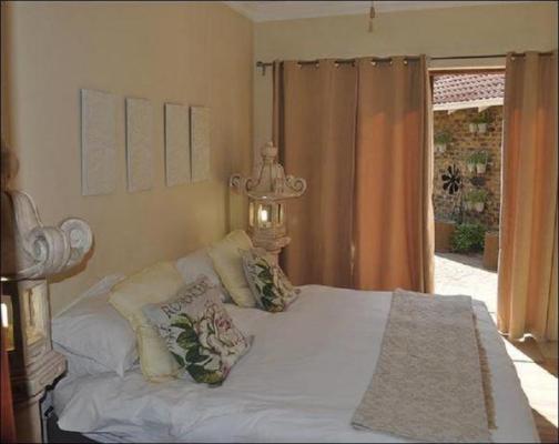 Echo Garden Guesthouse
