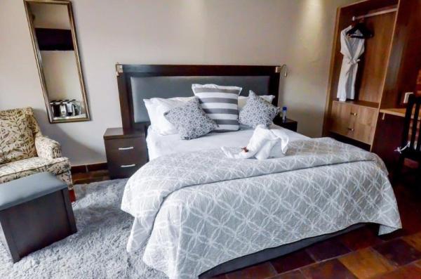 Room image 3