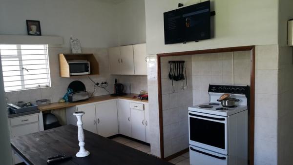 communal kitchen