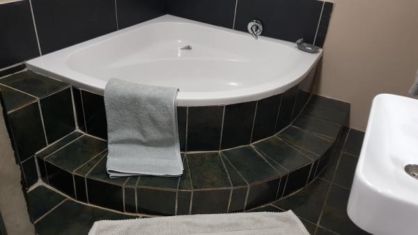 Room image 2