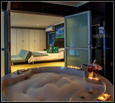 Room image 2