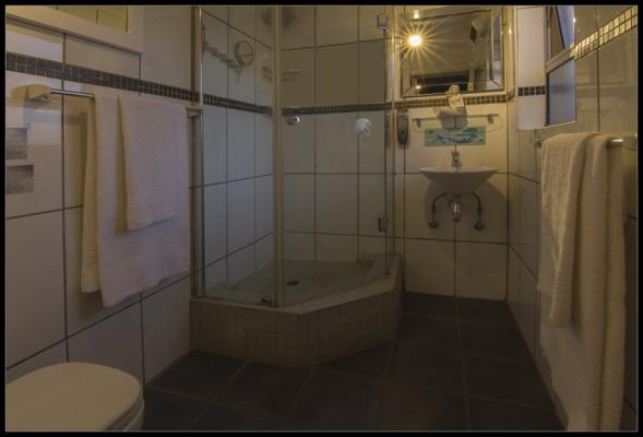 Room image 14