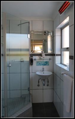 Room image 19