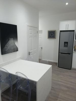 Room image 4