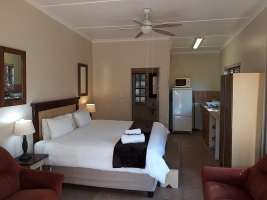 Tourist Lodge Gansbaai