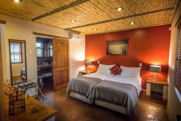 Room image 2