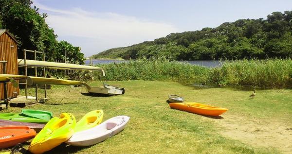 Canoes at the lagoon 