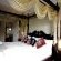Honeymoon Suite