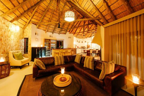 Lounge area in reception