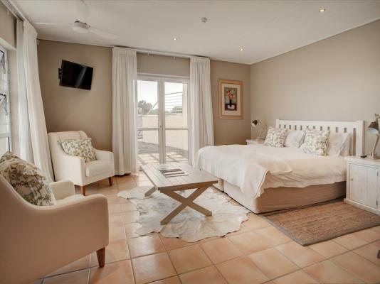 Room image 4
