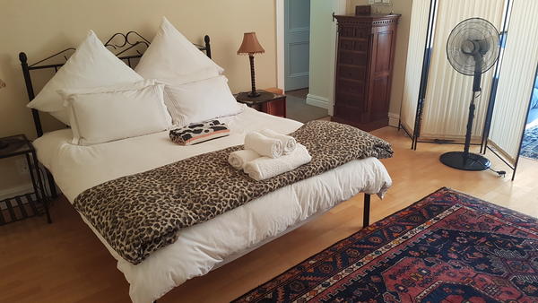 Room image 5