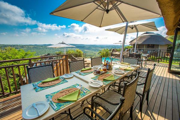 Umzolozolo Private Safari Lodge