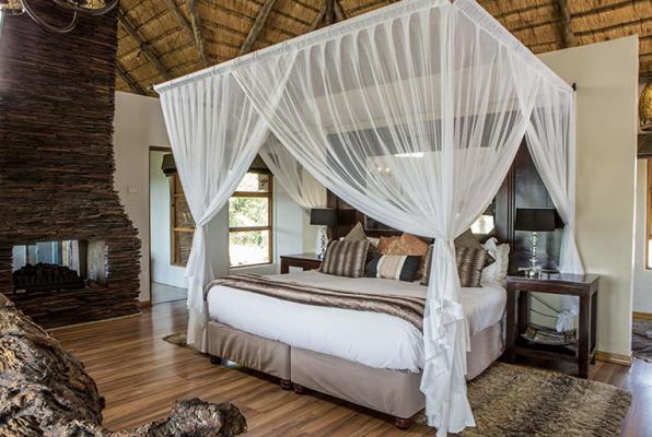 Umzolozolo Private Safari Lodge