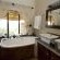 Umzolozolo Private Safari Lodge