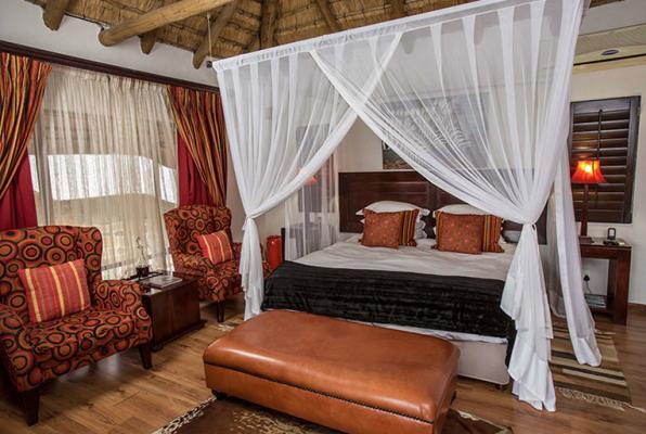 Umzolozolo Private Safari Lodge