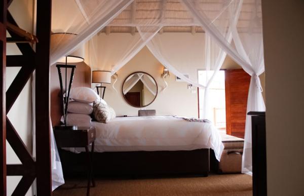 Umzolozolo Private Safari Lodge
