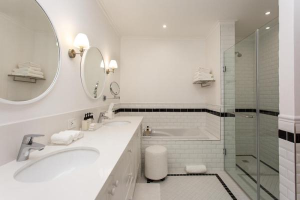 Room image 17