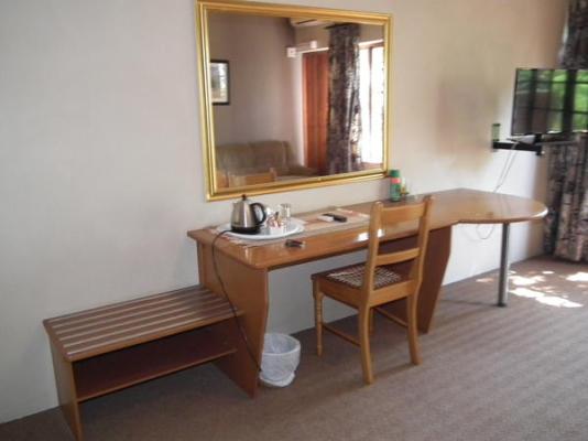 Room image 6