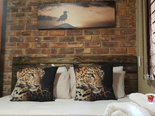 Room image 1