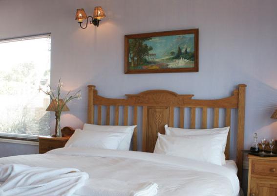 Hilltop Country Lodge