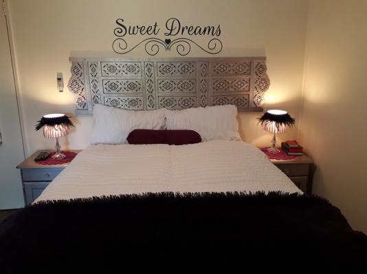 Room image 2