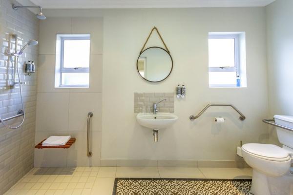 Room image 6
