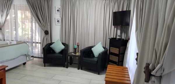 Room image 1