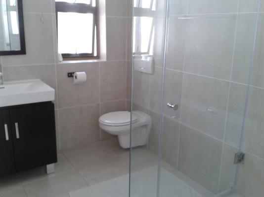 Room image 4