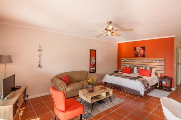 Room image 12