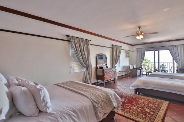 Room image 6