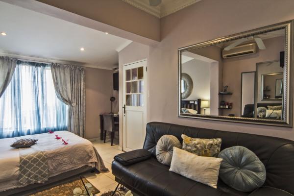 Room image 24