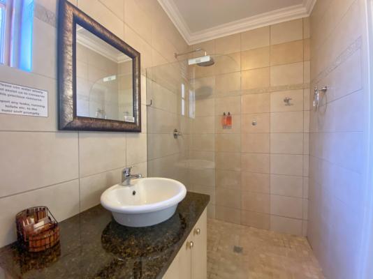 Turnberry Boutique Hotel - 137336