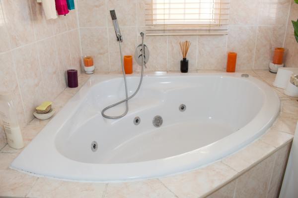 Room image 1