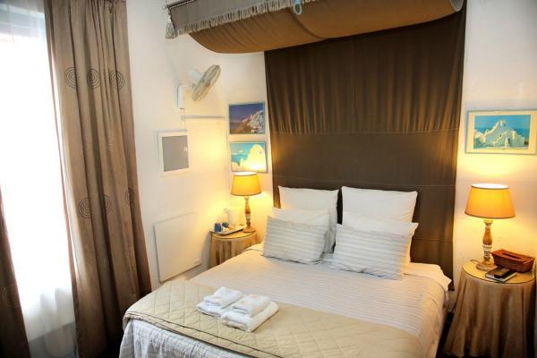 Room image 2