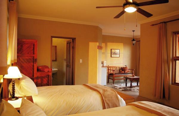Room image 2