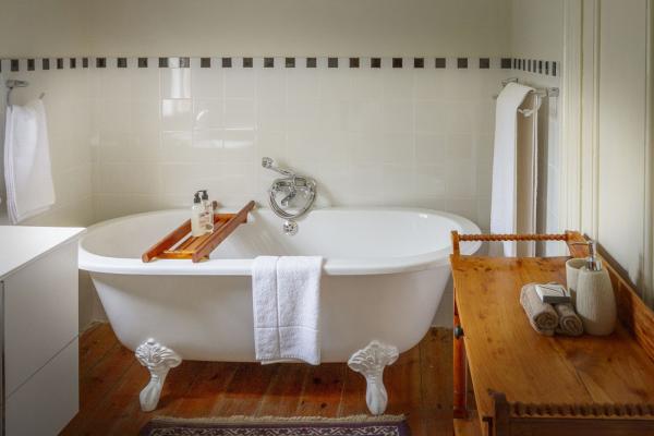 Room image 2