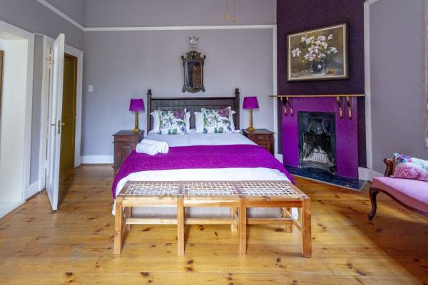 Room image 11