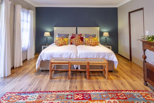 Room image 2