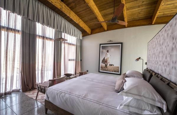 Room image 3