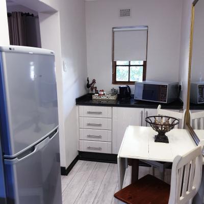 Room image 12