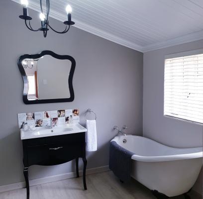 Room image 1