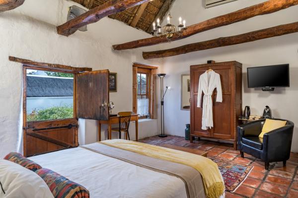 Room image 2