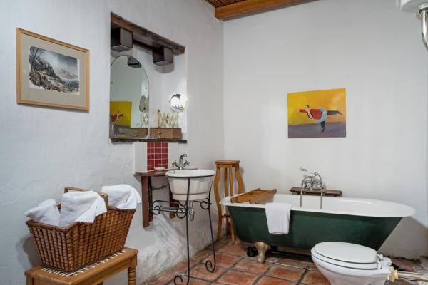 Room image 6