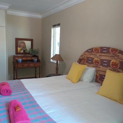 Room image 1