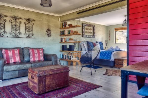 Room image 1