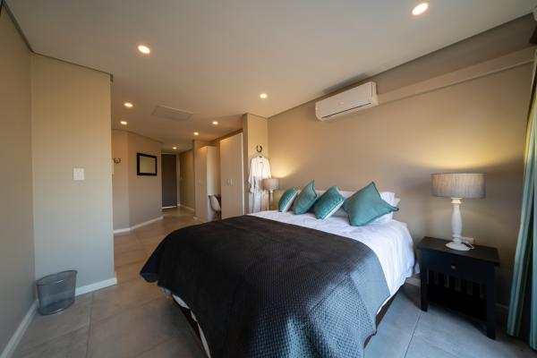 Room image 7