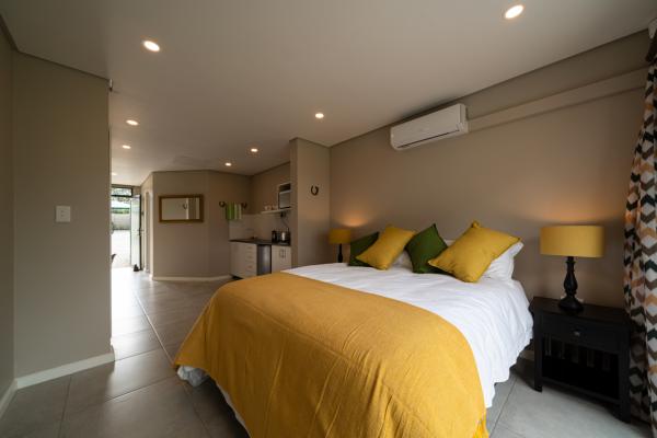 Room image 10