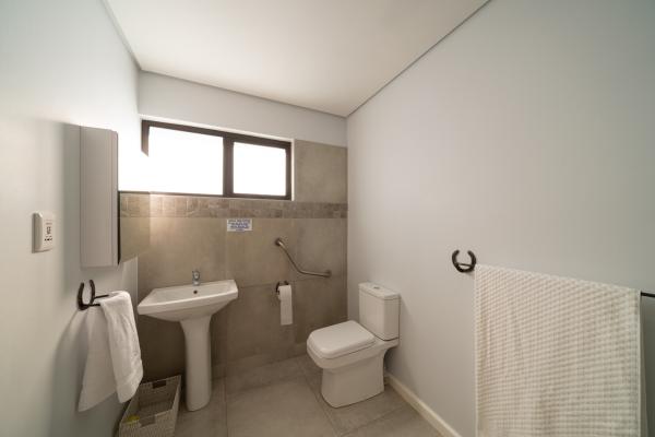 Room image 28